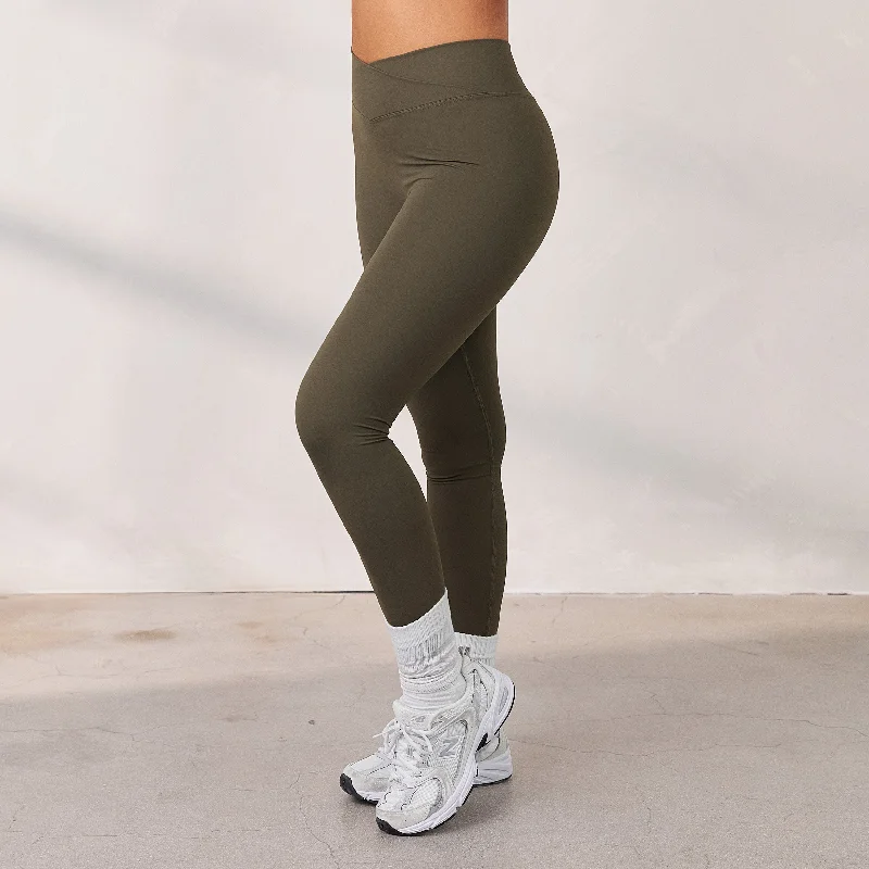 Silhouette Crossover Leggings - Cedar